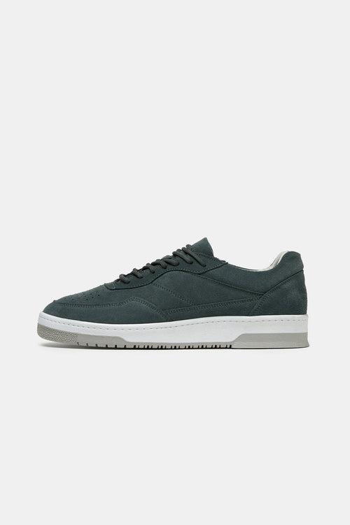 Lakes * The Suede Sneakers