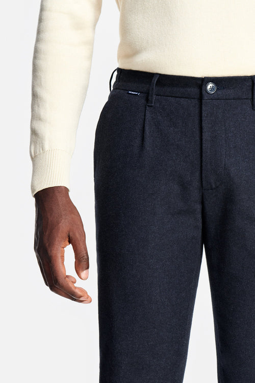 Deeps * The Flannels