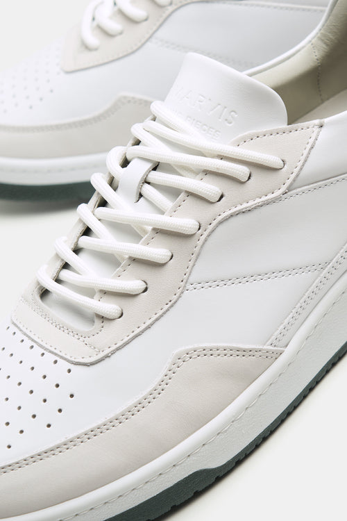 Lakes * The Classic Sneakers