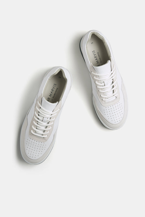 Lakes * The Classic Sneakers